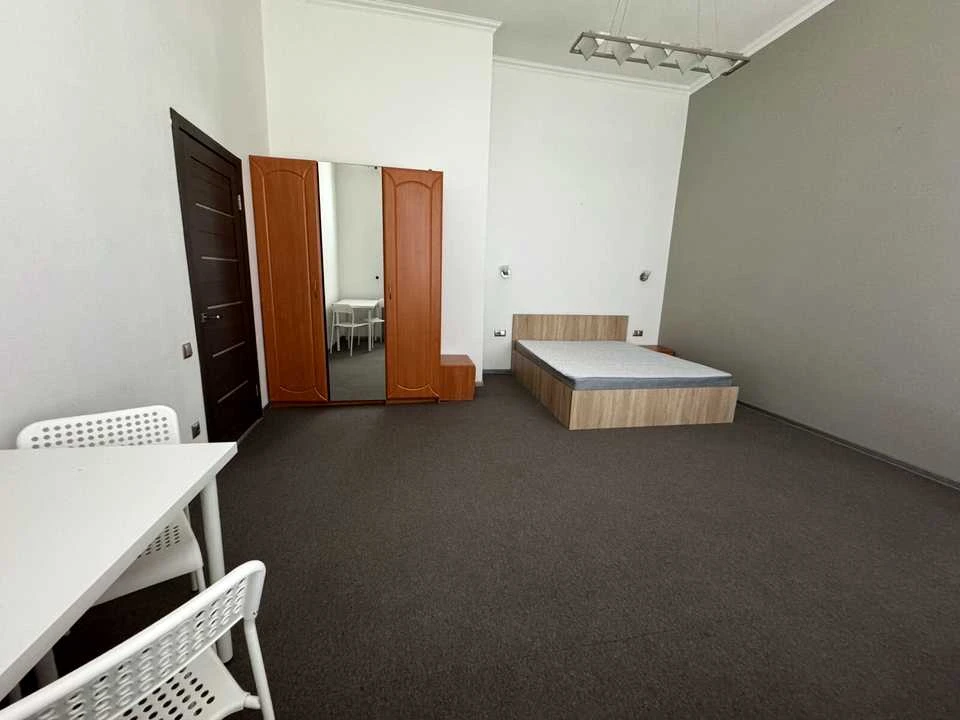 Apartment. Ivan Franko Street, Kyiv