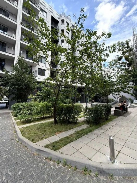 Modern studio apartment for sale in residential complex 044, Podilskyi district!