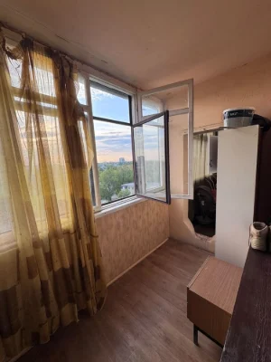 For Sale: 3-bedroom apartment at: вул. Петра Калнишевсь