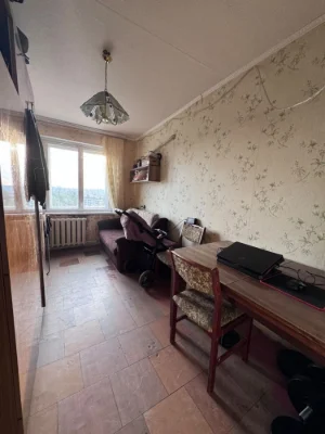For Sale: 3-bedroom apartment at: вул. Петра Калнишевсь