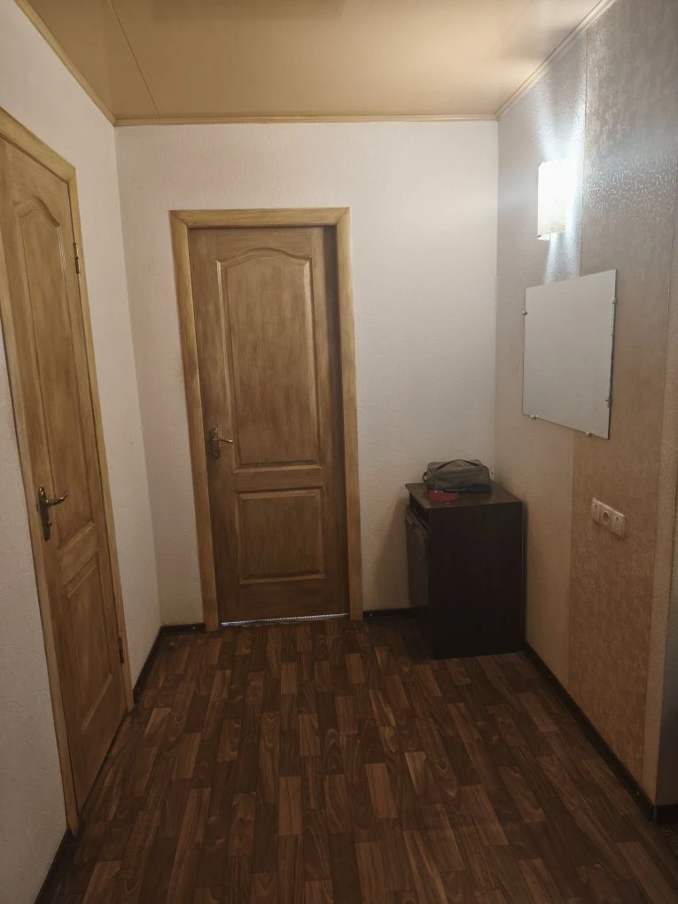 Продается  4 км квартира на  Клинчике