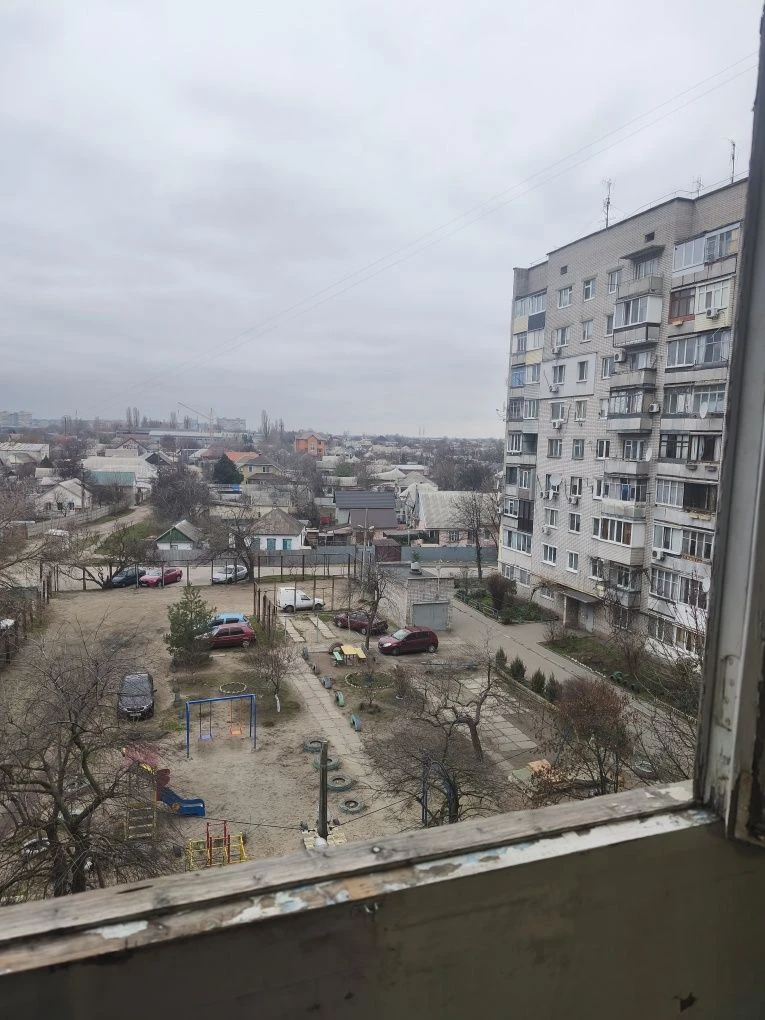 Продается  4 км квартира на  Клинчике