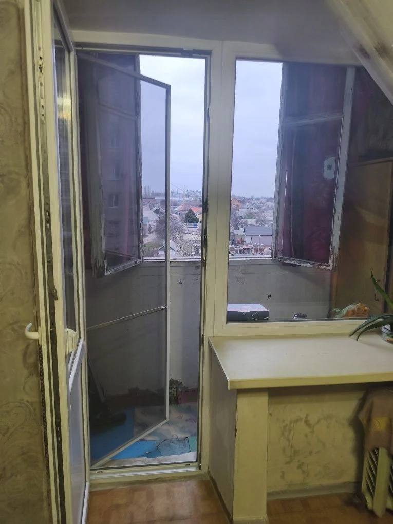Продается  4 км квартира на  Клинчике