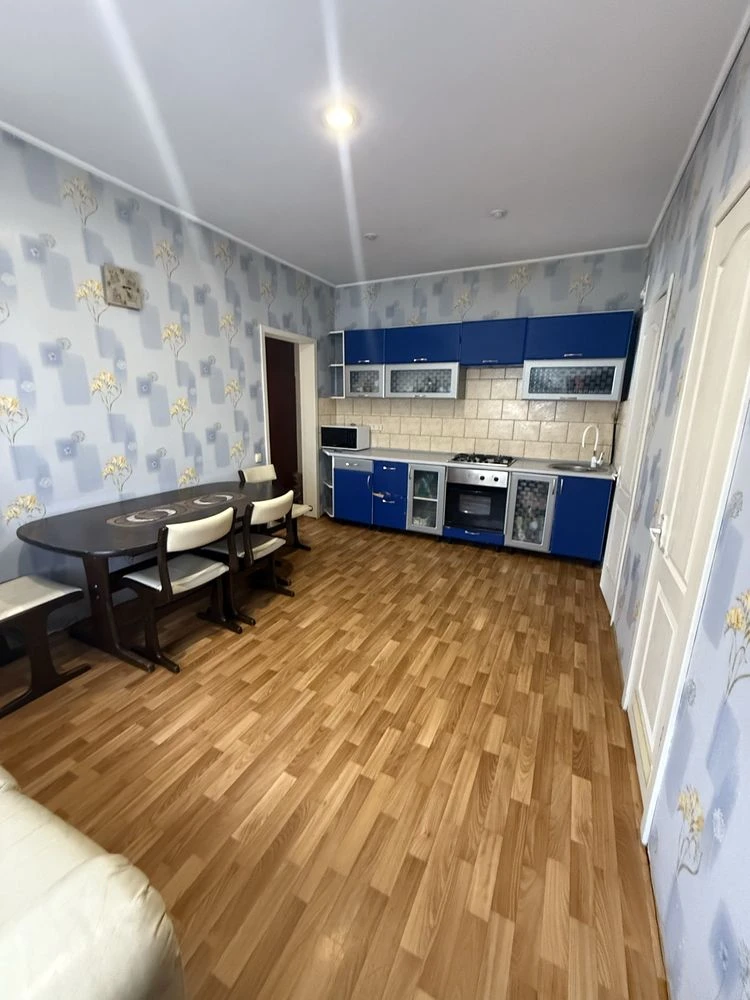 Часть дома и отдельная усадьба для большой семьи