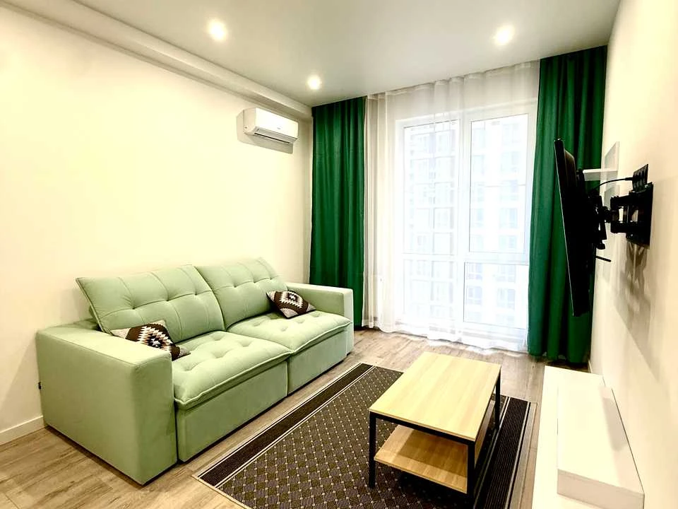 Apartment. Michael Maximovych Street, Vasilkivske