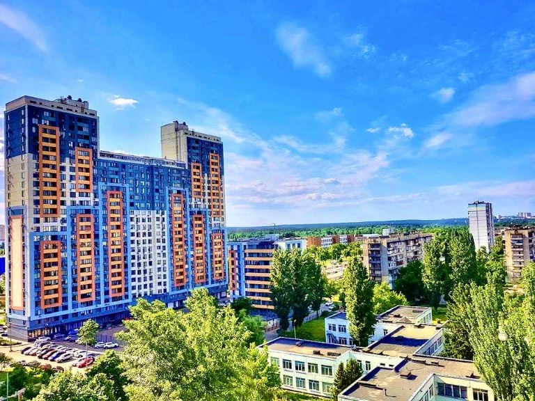 Apartment. Bogatyrska Street, Kyiv