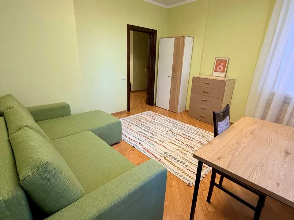 Apartment. Kyiv, Holosiivska Street