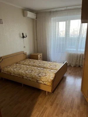 Оренда 2 кімн. вул. Драгоманова- м Позняки 10 хв пішки