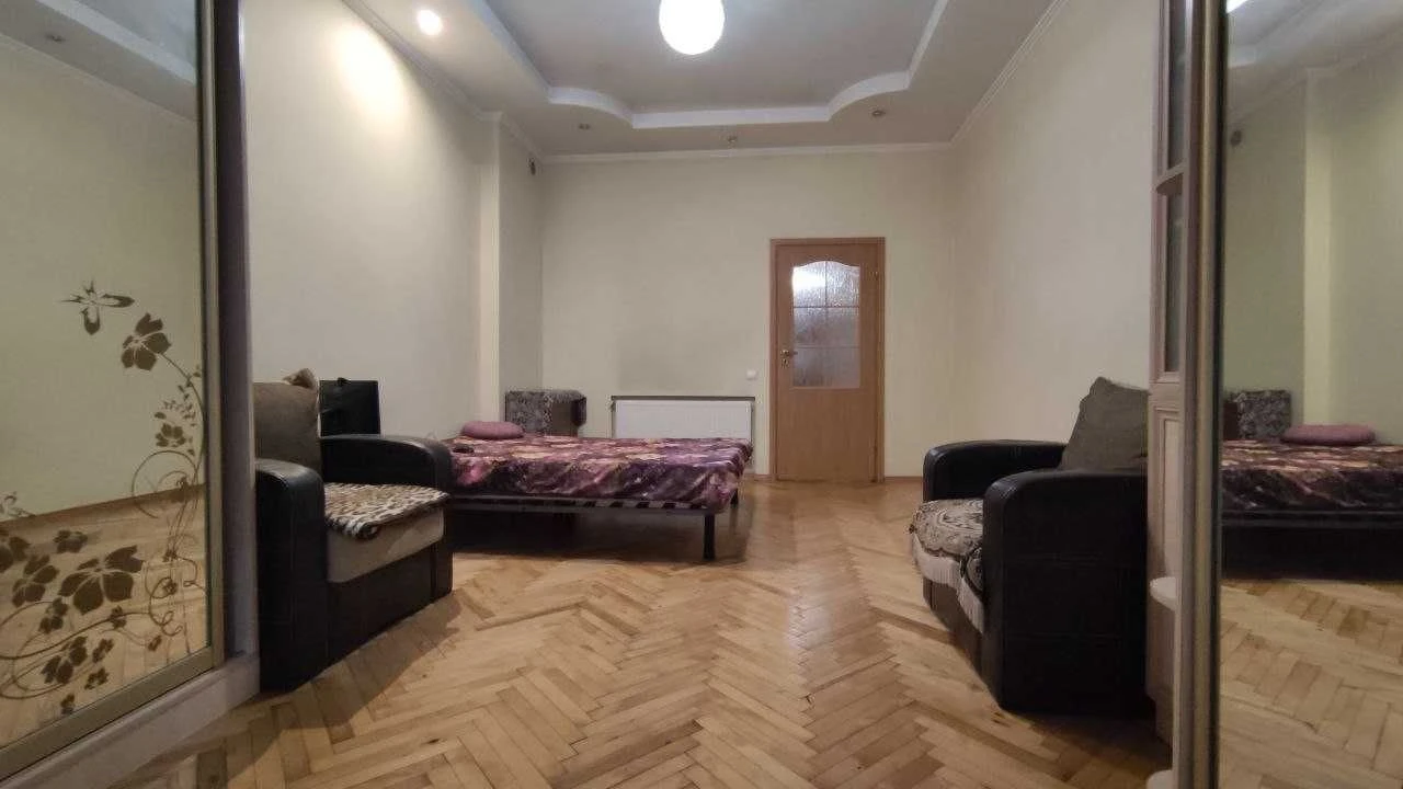 Продаж 2х кімнатної квартири в будинку по типу таунхаус! Зам