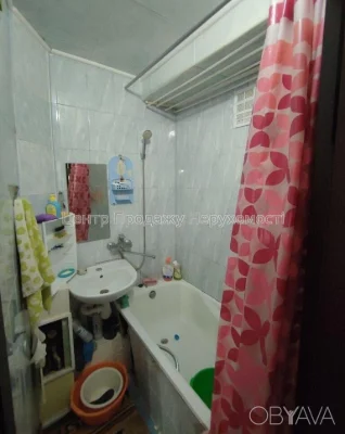 Квартира с тремя комнатами, 60 квадратных метров.
