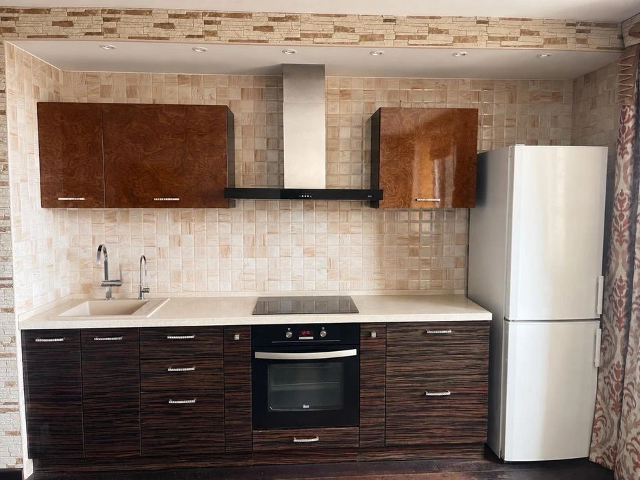 2 rooms Dniprovska embankment, Bereznyaki, Livoberezhna