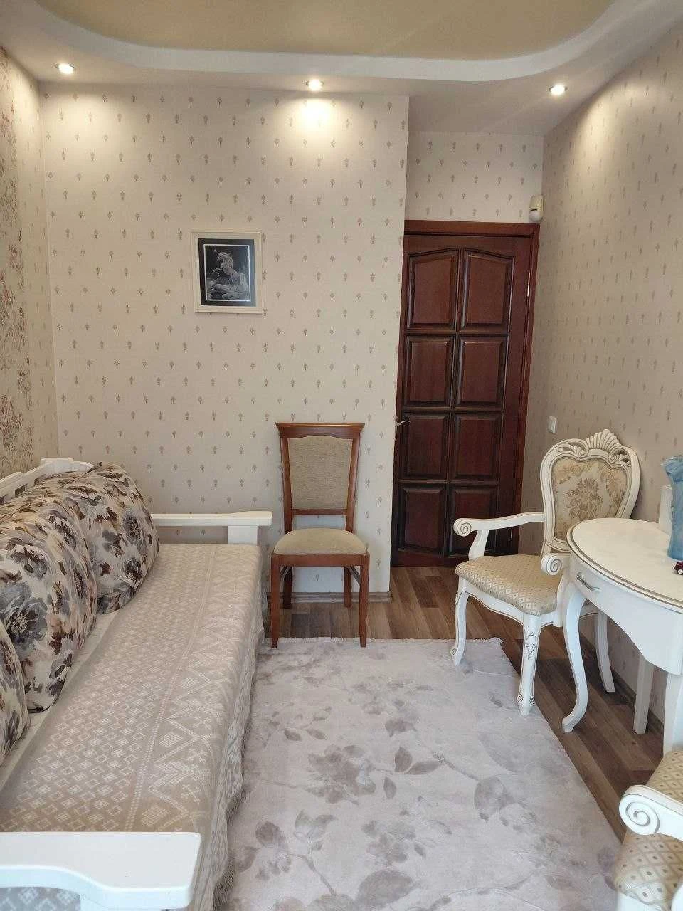 Продам 3-комнатную квартиру на ул. пр. Добровольского/ Боч