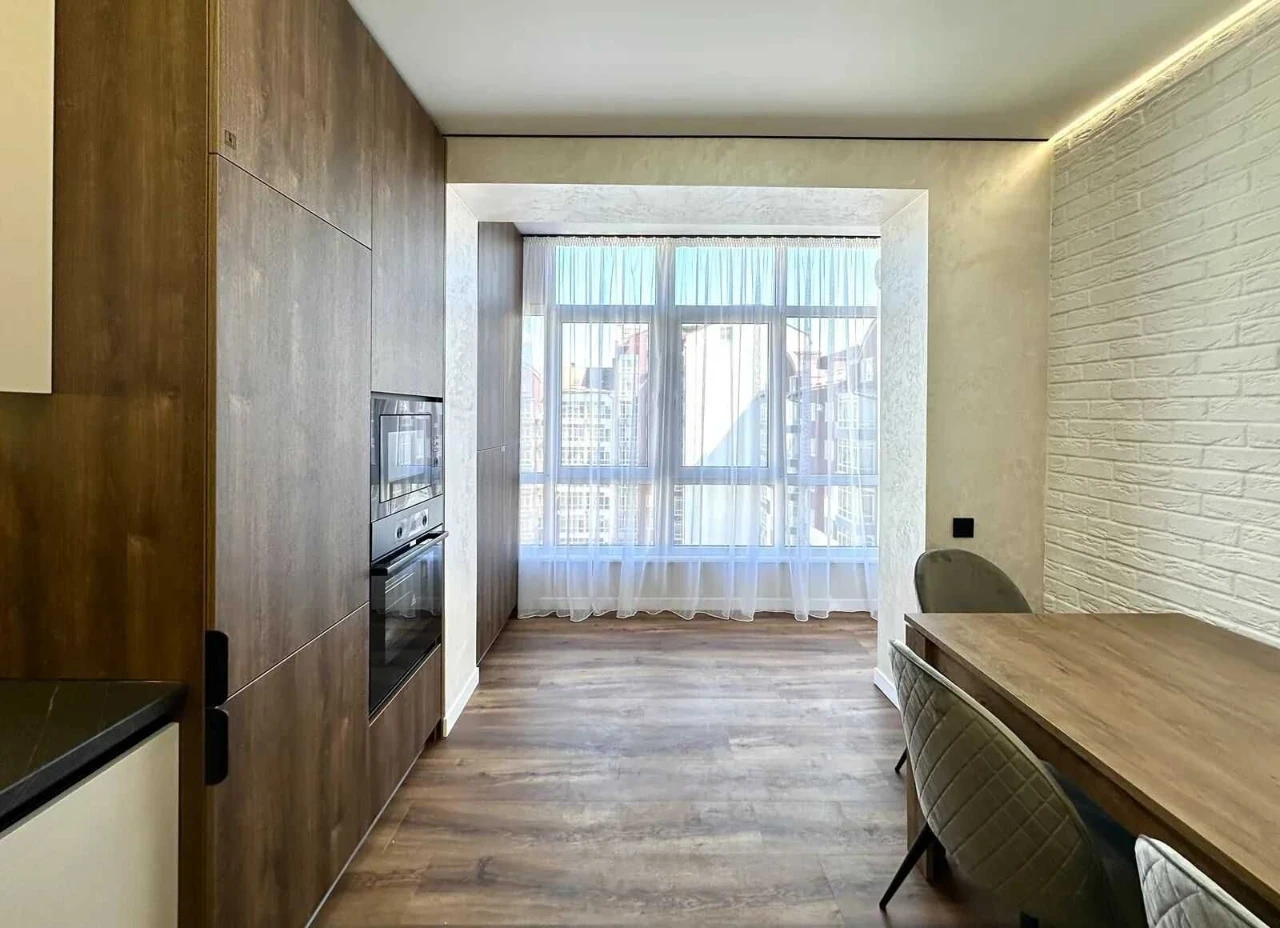 Sale of a large 2-bedroom apartment in the city center