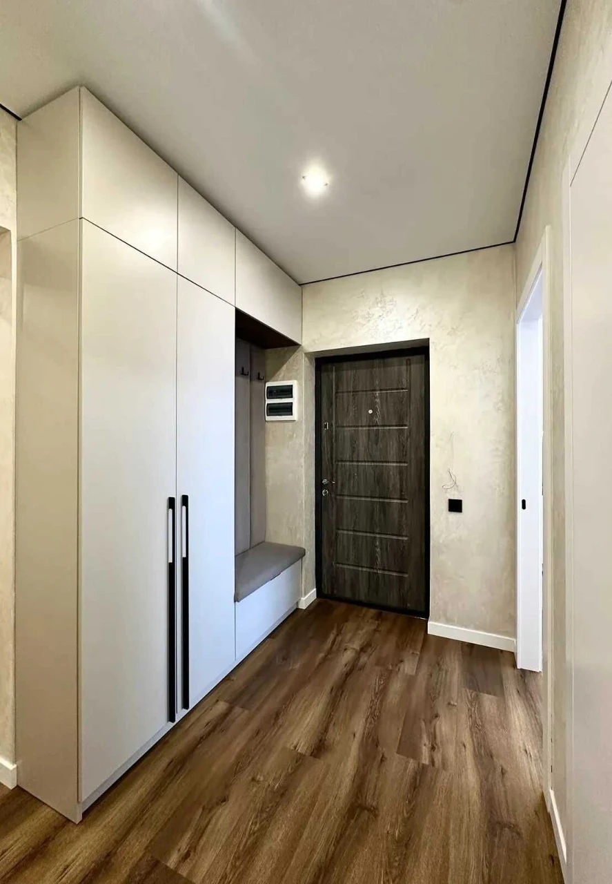 Sale of a large 2-bedroom apartment in the city center
