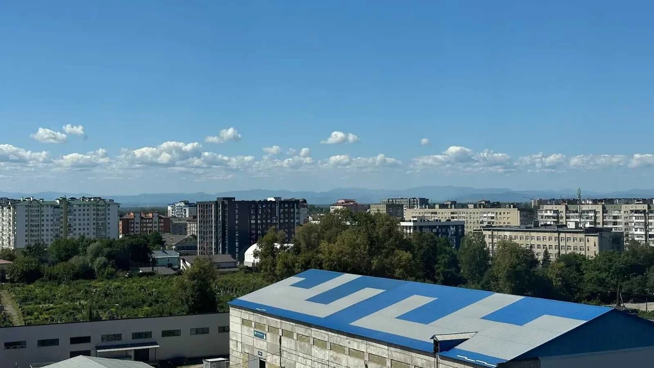 Sale of a large 2-bedroom apartment in the city center