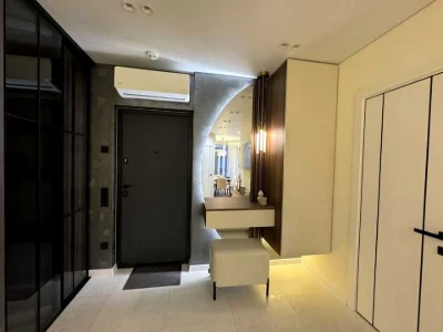 Apartment. Ivano-Frankivsk, Knıgının Street