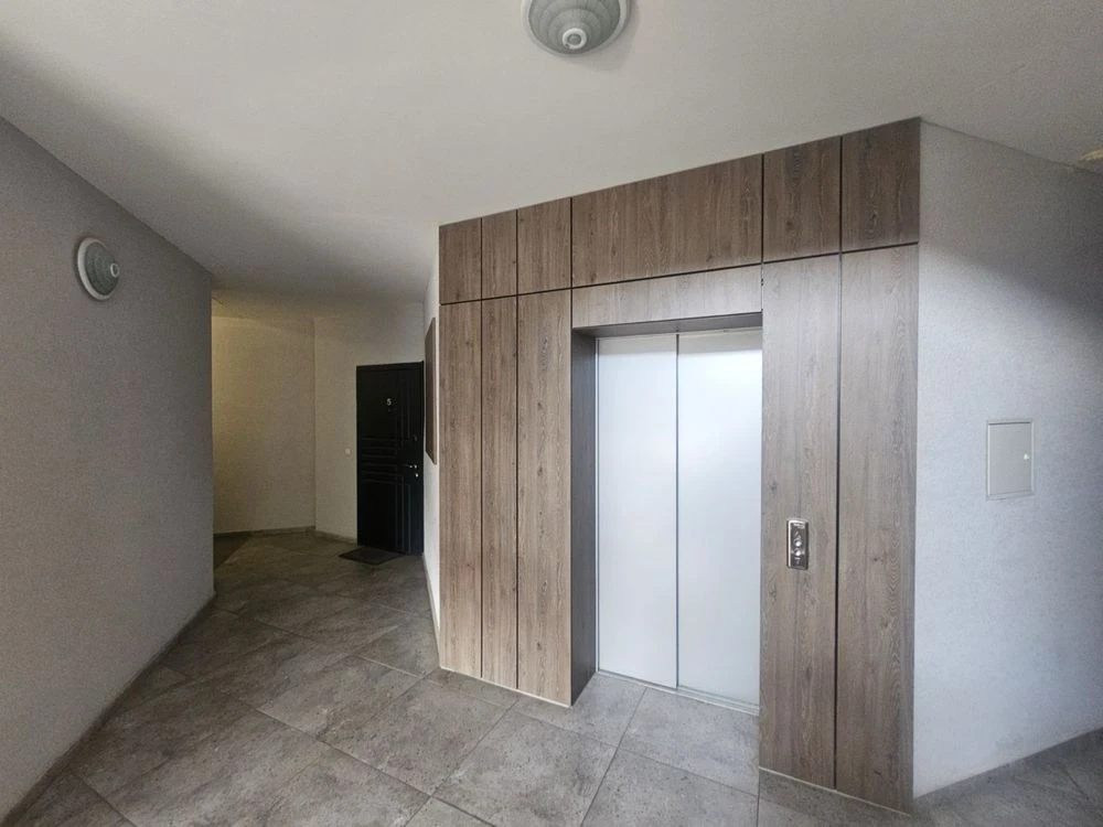 Sale of a 1-room apartment, "Grafit" residential complex