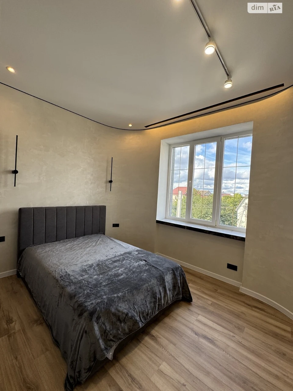Apartment for Sale in Tsarske Selo