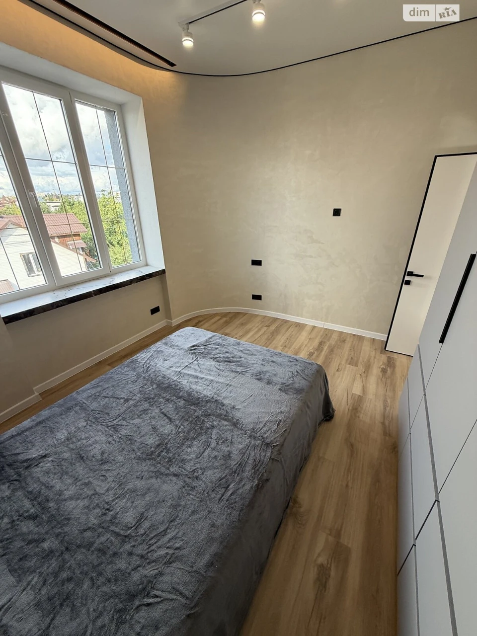Apartment for Sale in Tsarske Selo