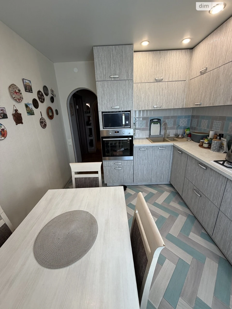 Sale of Apartment in Desnyansky