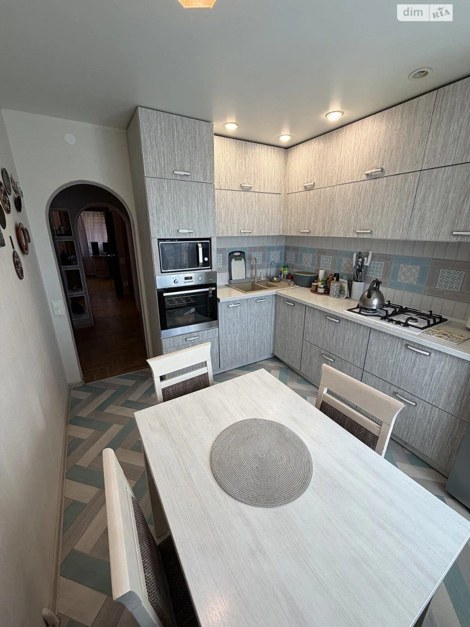 Sale of Apartment in Desnyansky