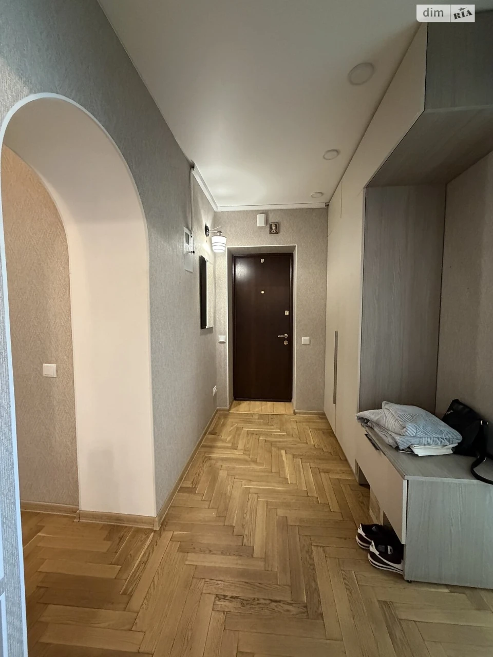 Sale of Apartment in Desnyansky