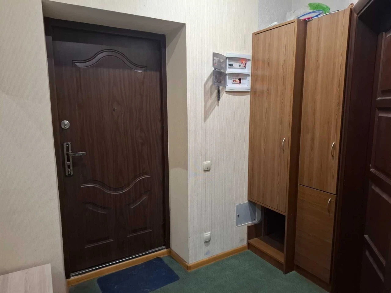 Пропонується в довготривалу оренду одно-кімнатна квартира на
