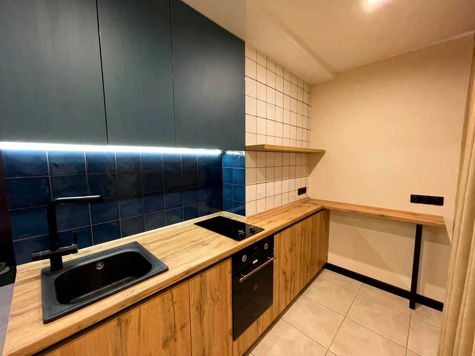 Apartment. Liso гірський street.