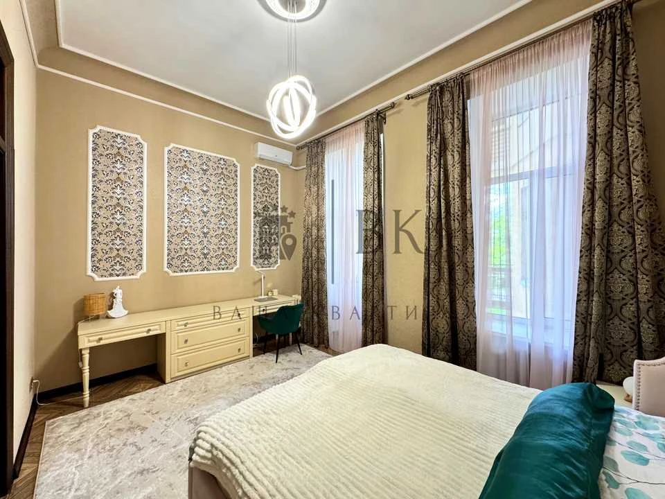 Квартира. улица Заньковецкой, Киев.