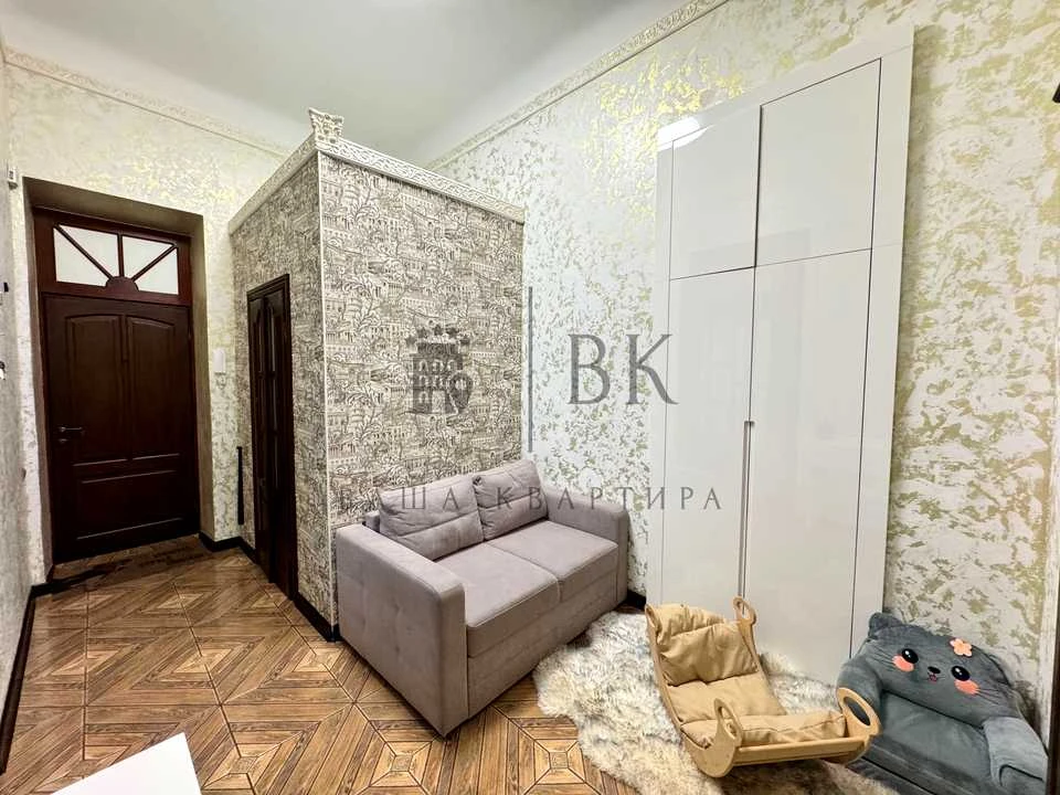 Квартира. улица Заньковецкой, Киев.
