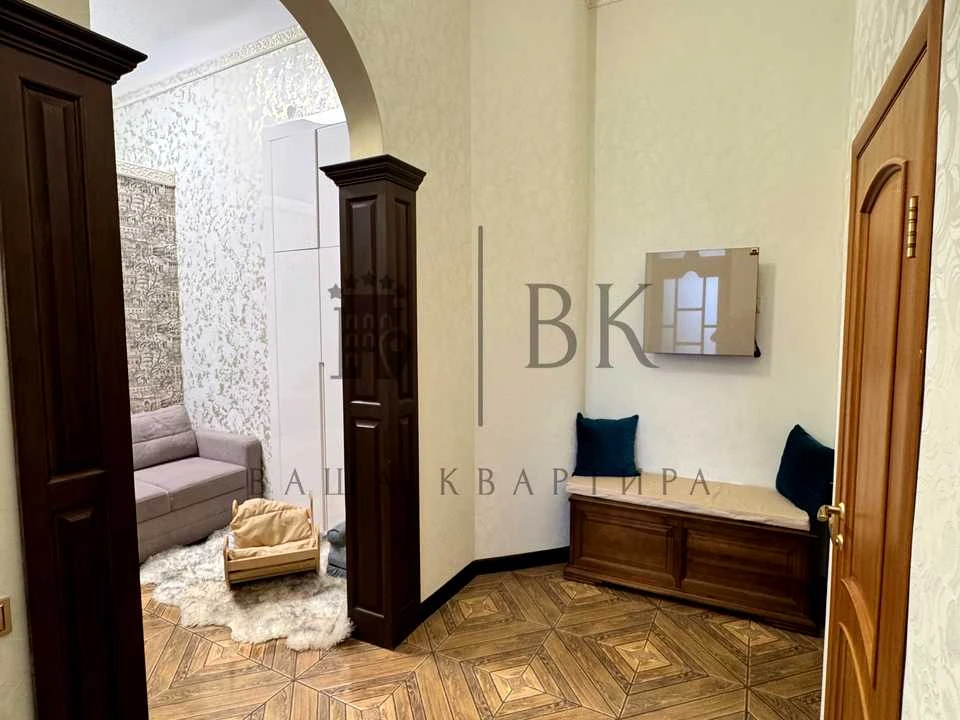Квартира. улица Заньковецкой, Киев.