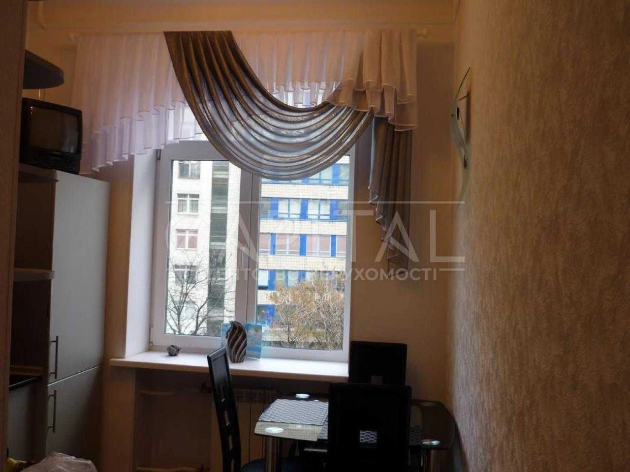 Продажа двухкомнатной квартиры в самом центре Печерска