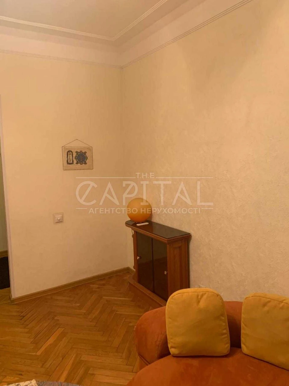 Продажа двухкомнатной квартиры в самом центре Печерска