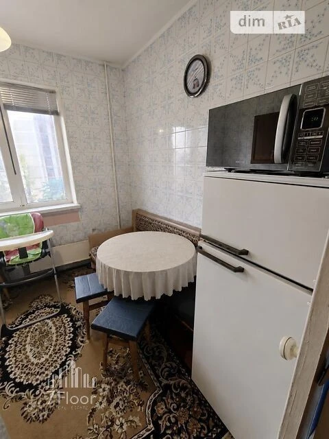 Sale of 2-room apartment 58 sq. m. on Mykola Zakrevskoho St. 45 •
