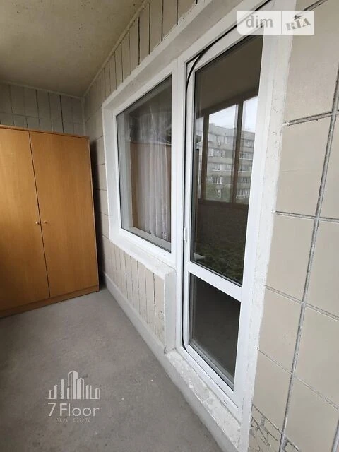 Sale of 2-room apartment 58 sq. m. on Mykola Zakrevskoho St. 45 •