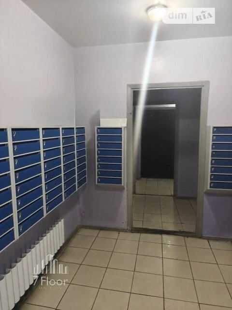 Sale of 2-room apartment 58 sq. m. on Mykola Zakrevskoho St. 45 •
