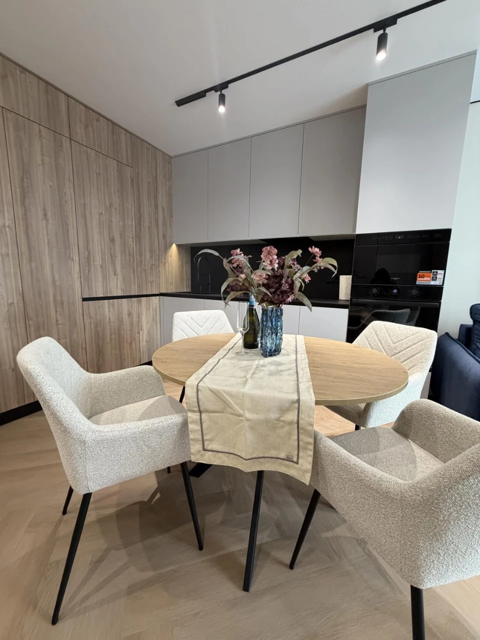 Продаж стильної півторачки у ЖК Manhattan up