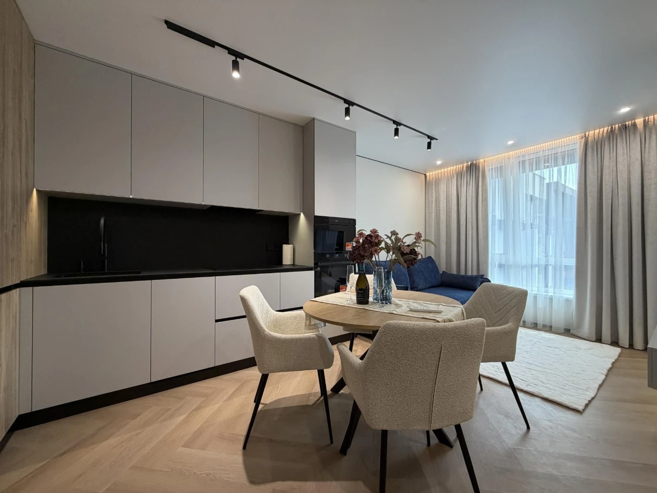 Продаж стильної півторачки у ЖК Manhattan up