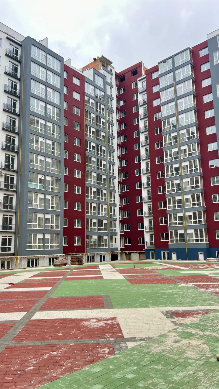 Продаю класну 2х сторонню 1кім. площею 50м. в ЖК Княгинин 18