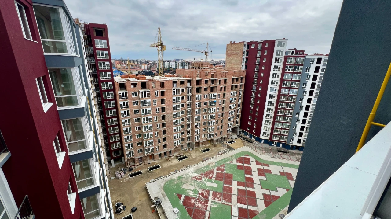 Продаю класну 2х сторонню 1кім. площею 50м. в ЖК Княгинин 18