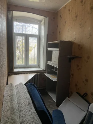 Квартира с одной комнатой и гаражом.