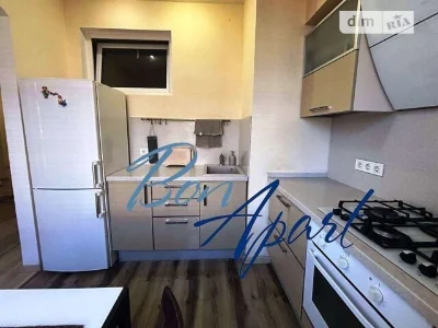 Продаж 3к квартири 77 кв. м на вул. Євгена Чикаленка 2-4 • I