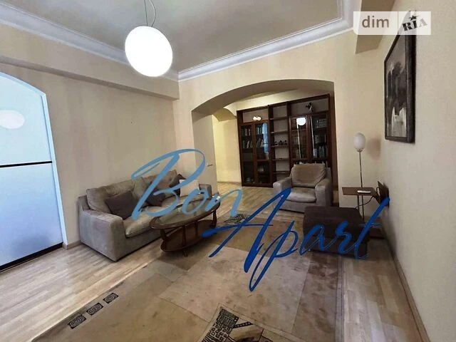 Продаж 3к квартири 77 кв. м на вул. Євгена Чикаленка 2-4 • I