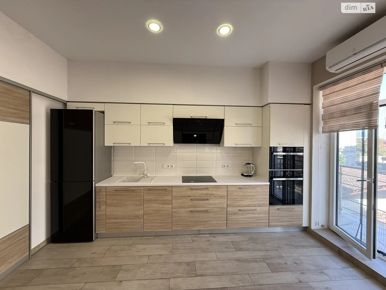 Продажа Квартиры в Центре, рядом с Фонтаном