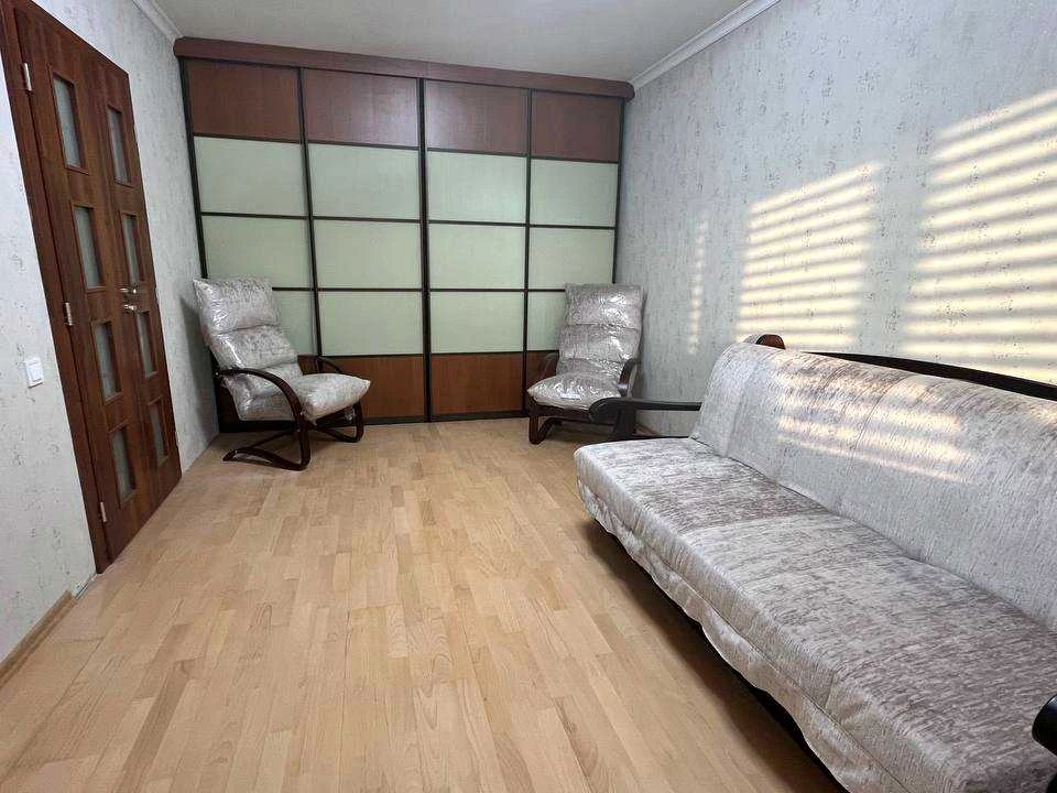 Apartment. Zaporizhya, Chumachenko Street