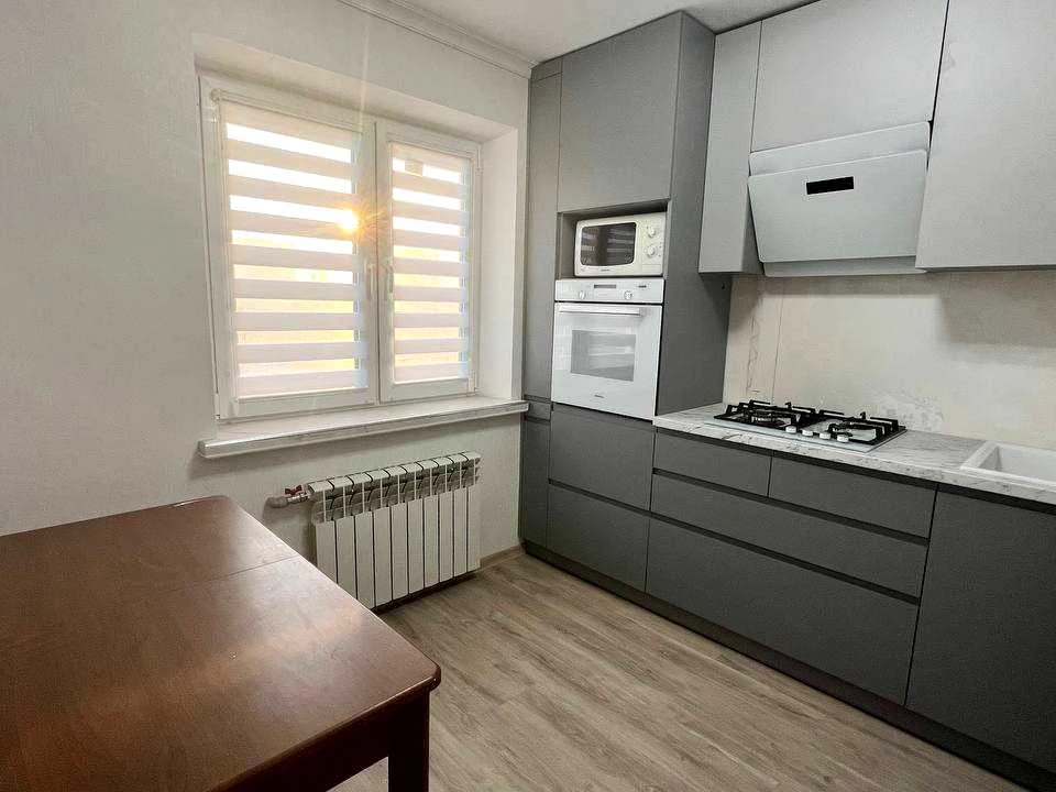 Apartment. Zaporizhya, Chumachenko Street