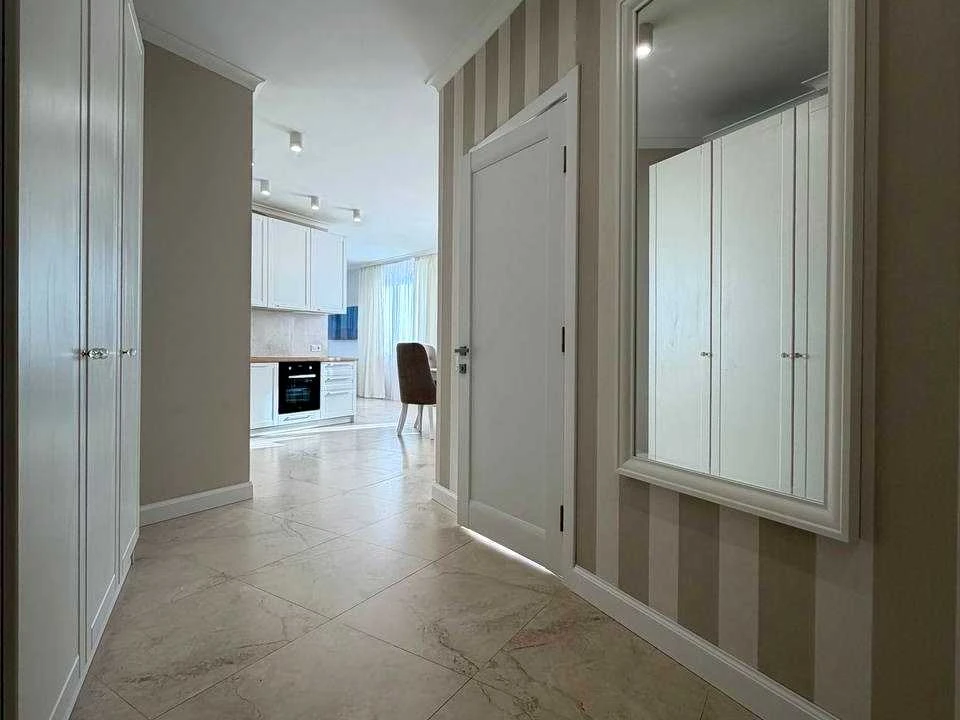 Apartment. Lviv, Kulparkivska St.