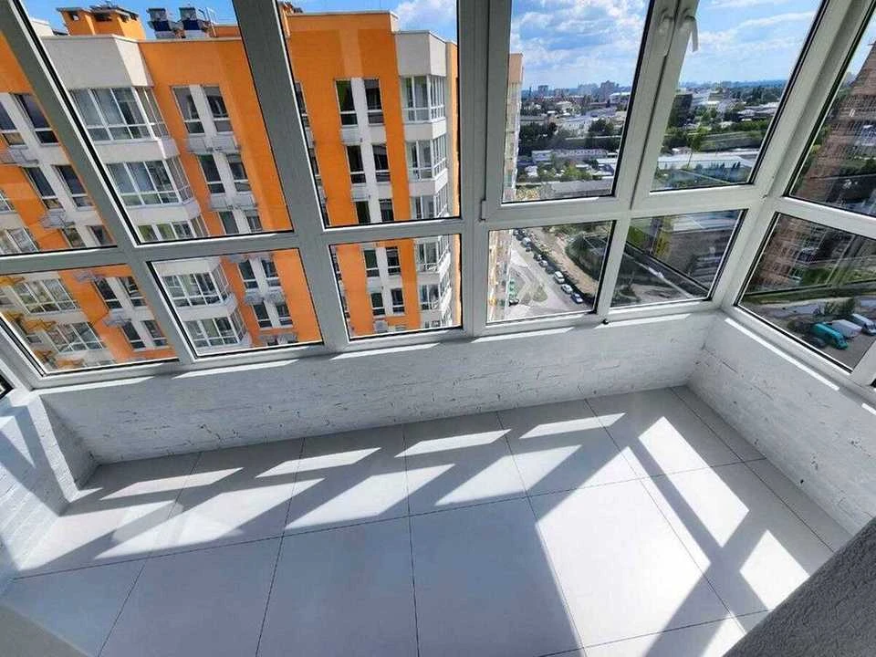 Apartment. Kyiv, Beryestezkyi Prospect