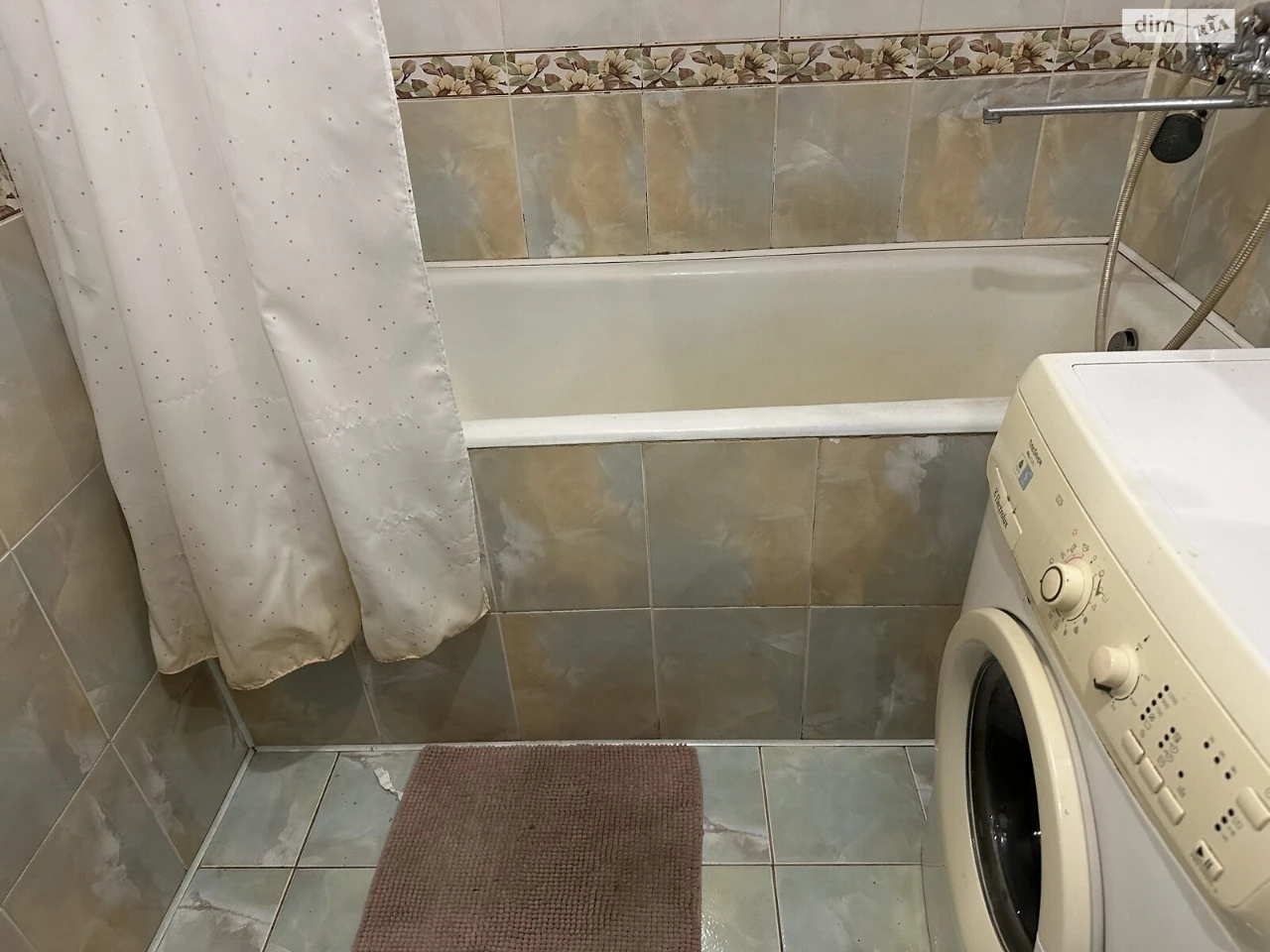 Long-Term Rental Apartment, Motsytskyi District