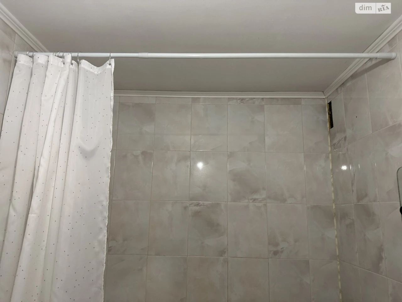 Long-Term Rental Apartment, Motsytskyi District
